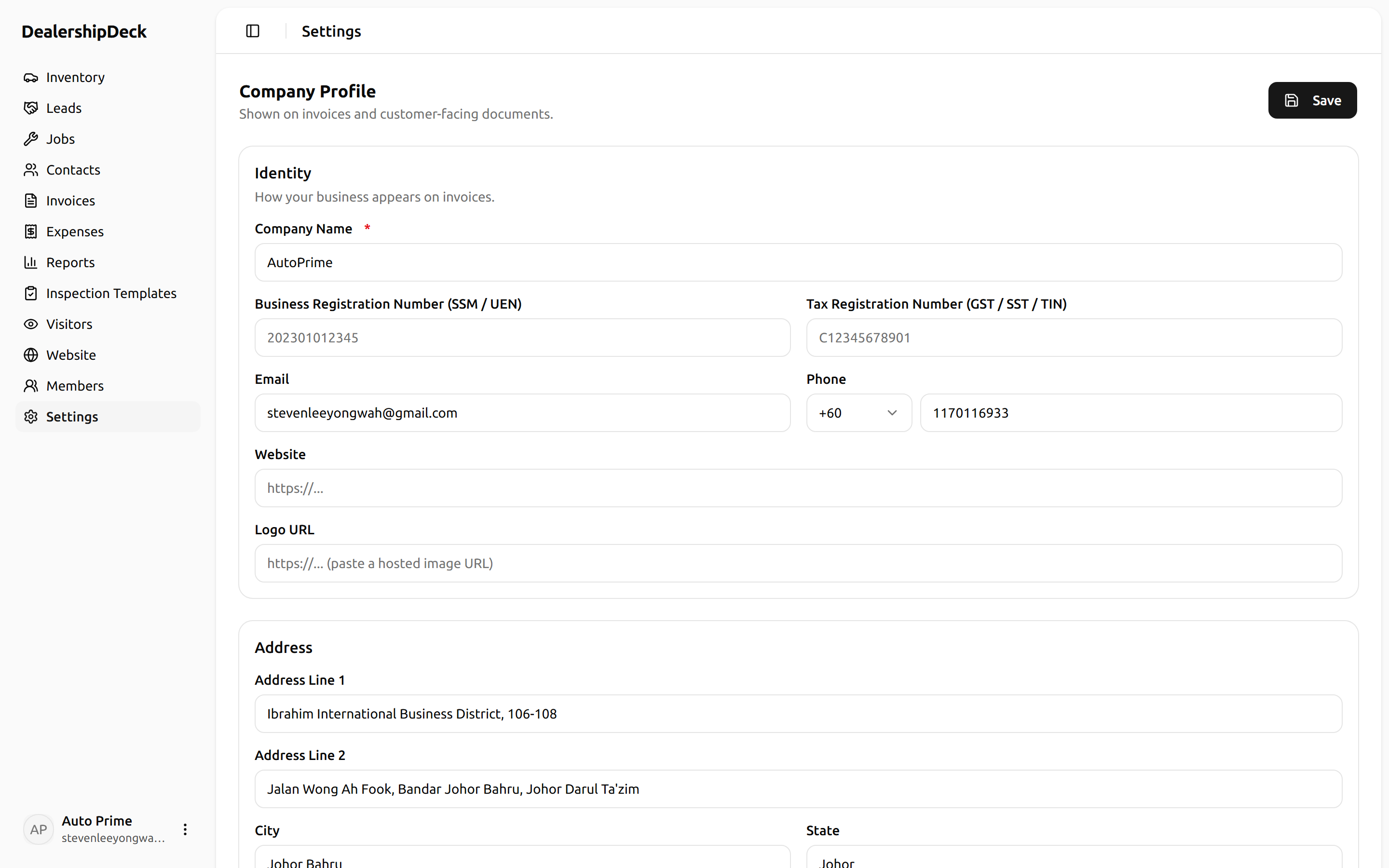 The Vehicle tags settings page with a new-tag dialog open showing label + colour pickers.